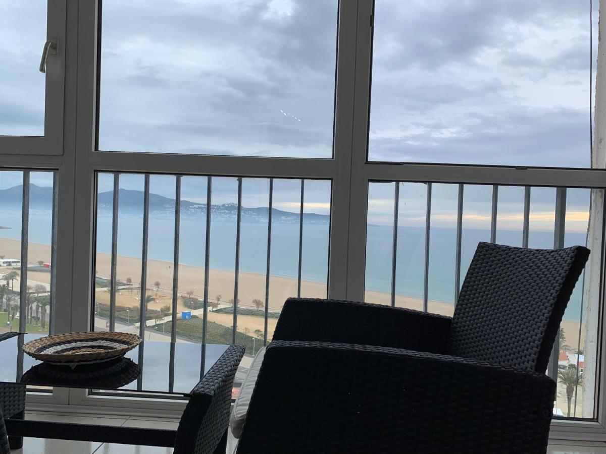Apartamento Con Magnificas Vistas Al Mar - Wifi Gratis Empuriabrava Bagian luar foto