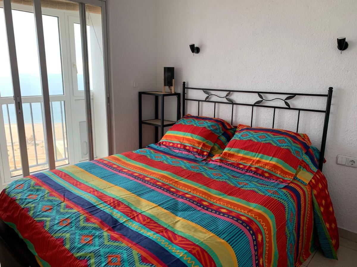 Apartamento Con Magnificas Vistas Al Mar - Wifi Gratis Empuriabrava Bagian luar foto