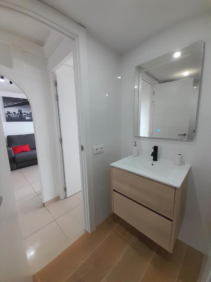 Apartamento Con Magnificas Vistas Al Mar - Wifi Gratis Empuriabrava Bagian luar foto